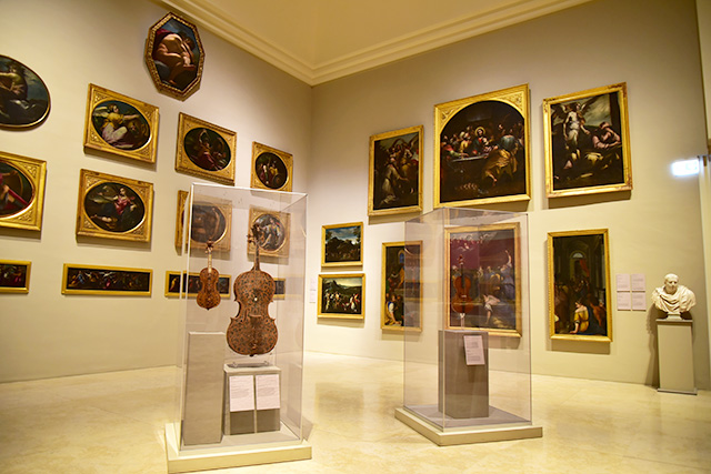 モデナのエステンセ美術館の館内写真